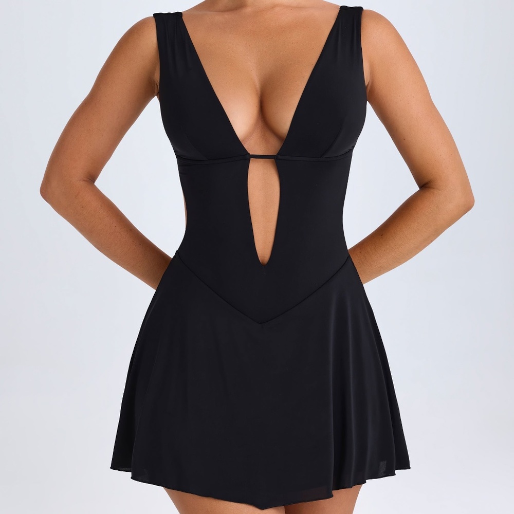 Oh Polly Plunge Cut-Out Mini Dress in Black Size SS / Regular Length